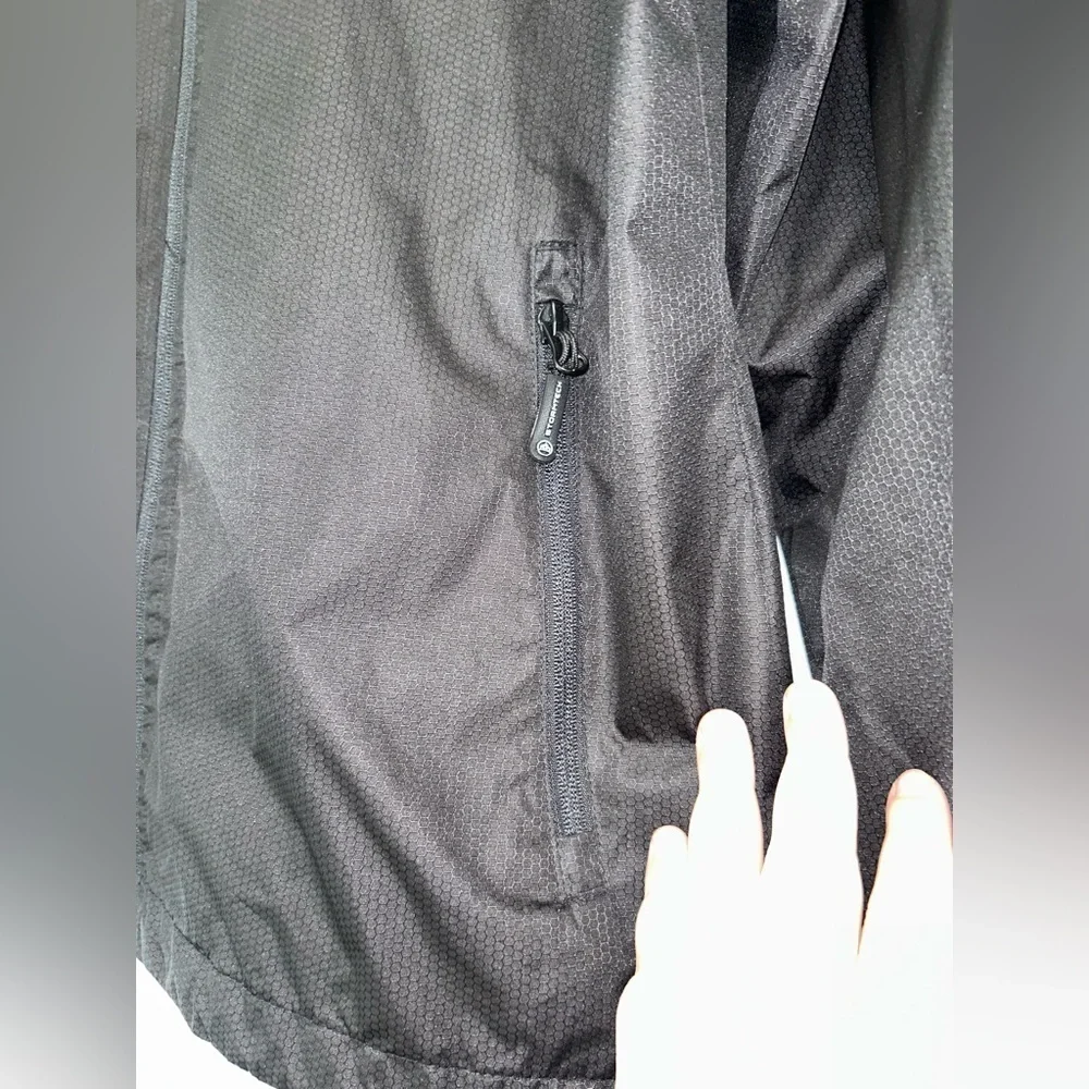 Stormtech Performance Jacket - Picture 3 of 11